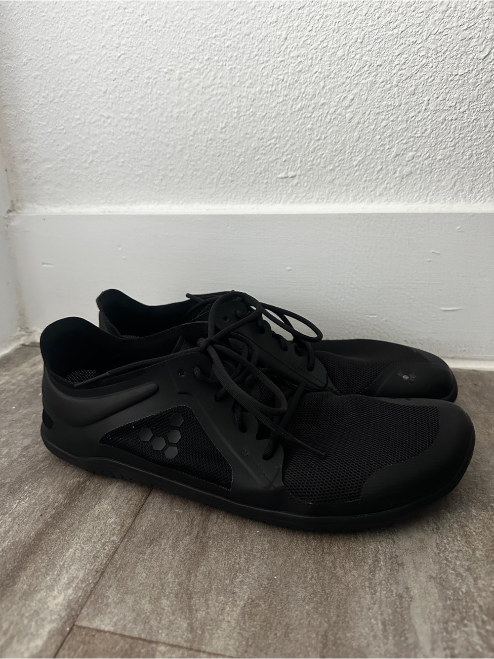 Vivo Barefoot Men's Black Minimalist Athletic Shoes Primus Lite IV